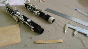 cambio corchos espiga clarinete buffet